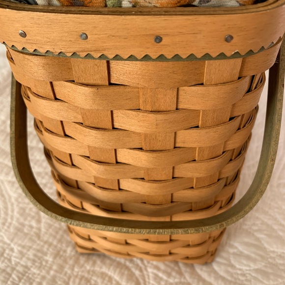 Longaberger basket - Picture 4 of 7